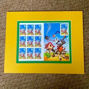 2000 33c Roadrunner and Wile E-Coyote collectible stamp mini stamps